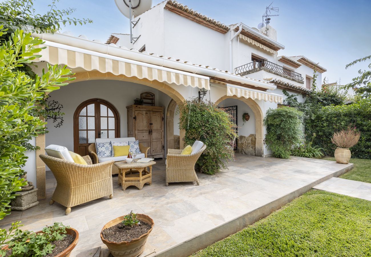 Rijhuis in Javea - Casa Maya