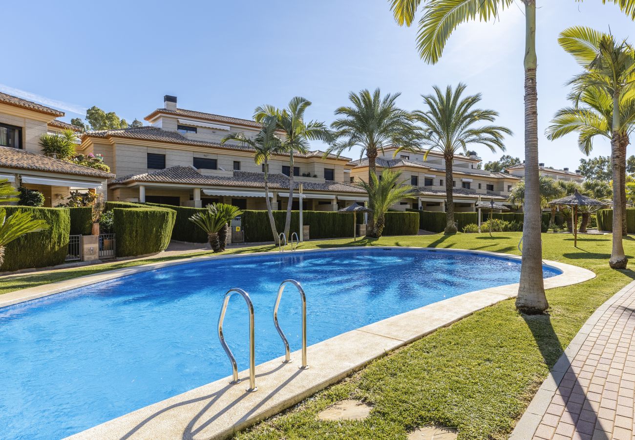 Casa adosada en Javea / Xàbia - Jardines del Gorgos