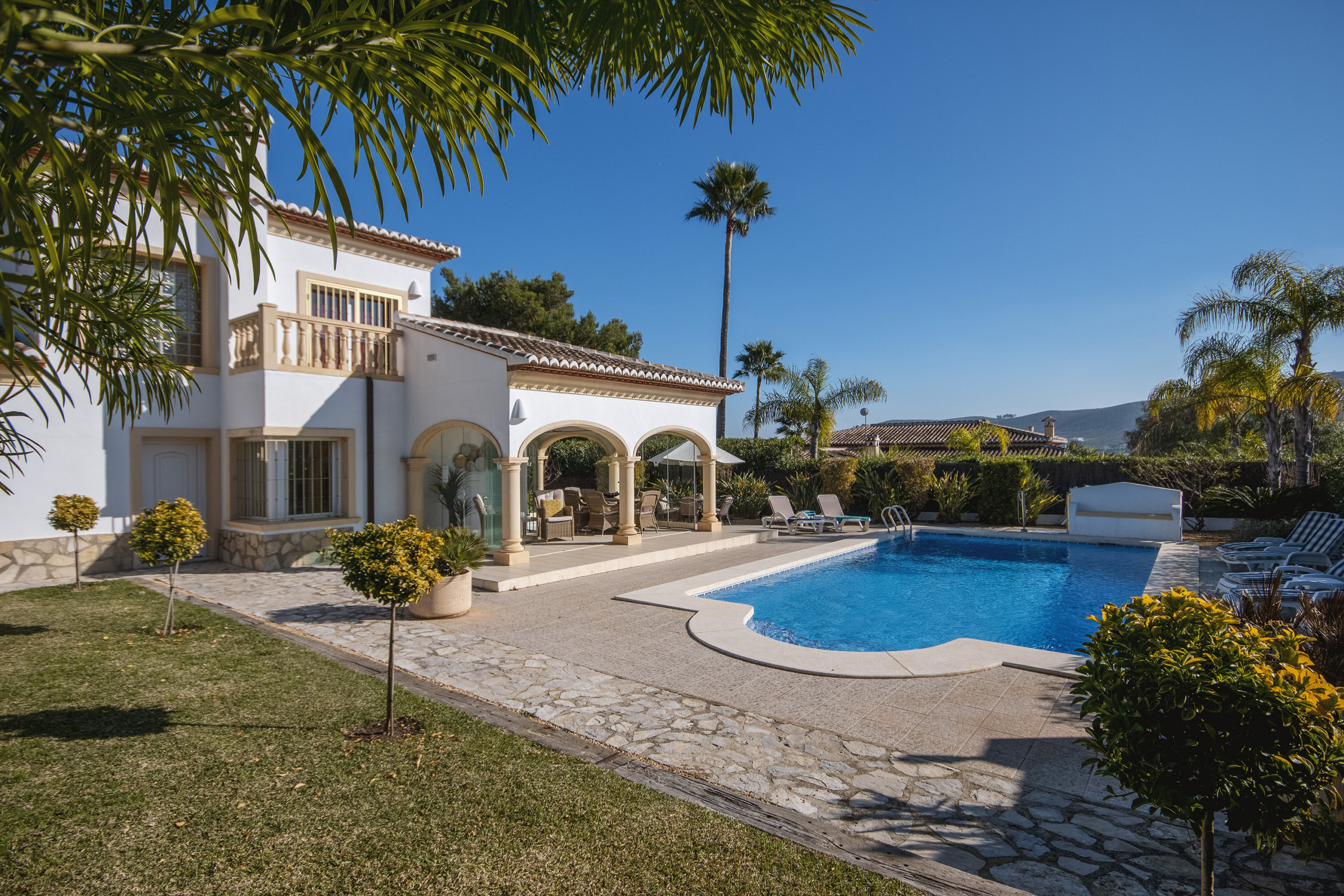 Three Notable Manors for Bigger Gatherings on the Javea